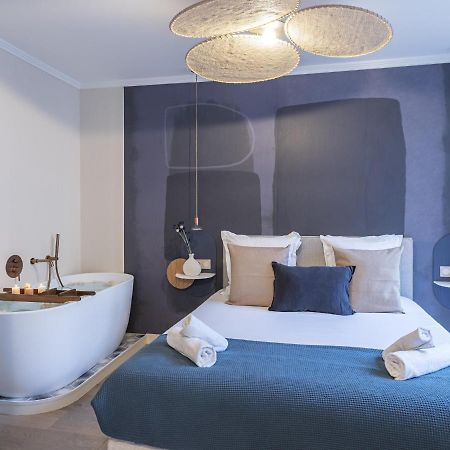 The Blue Suite On Champs Elysees Avenue Párizs Kültér fotó