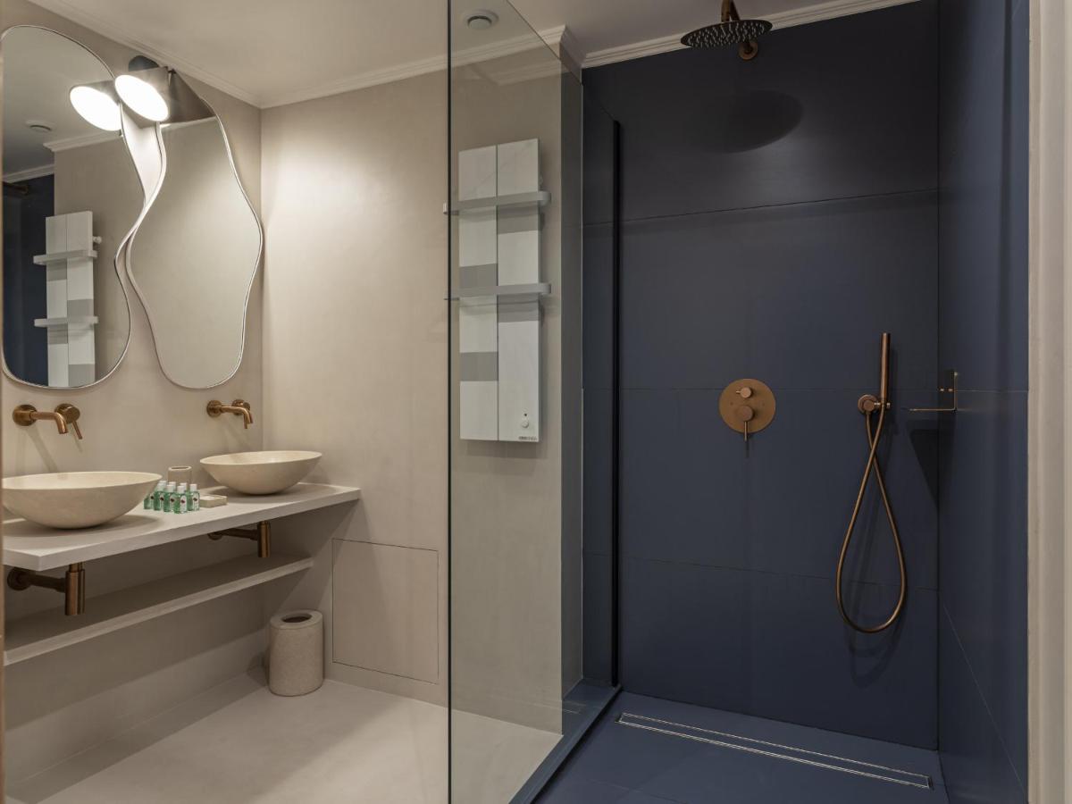 The Blue Suite On Champs Elysees Avenue Párizs Kültér fotó