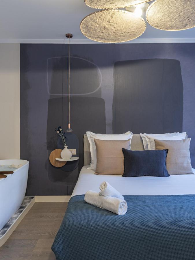 The Blue Suite On Champs Elysees Avenue Párizs Kültér fotó