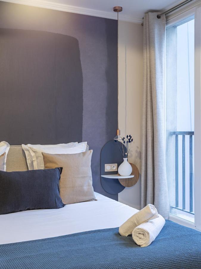 The Blue Suite On Champs Elysees Avenue Párizs Kültér fotó